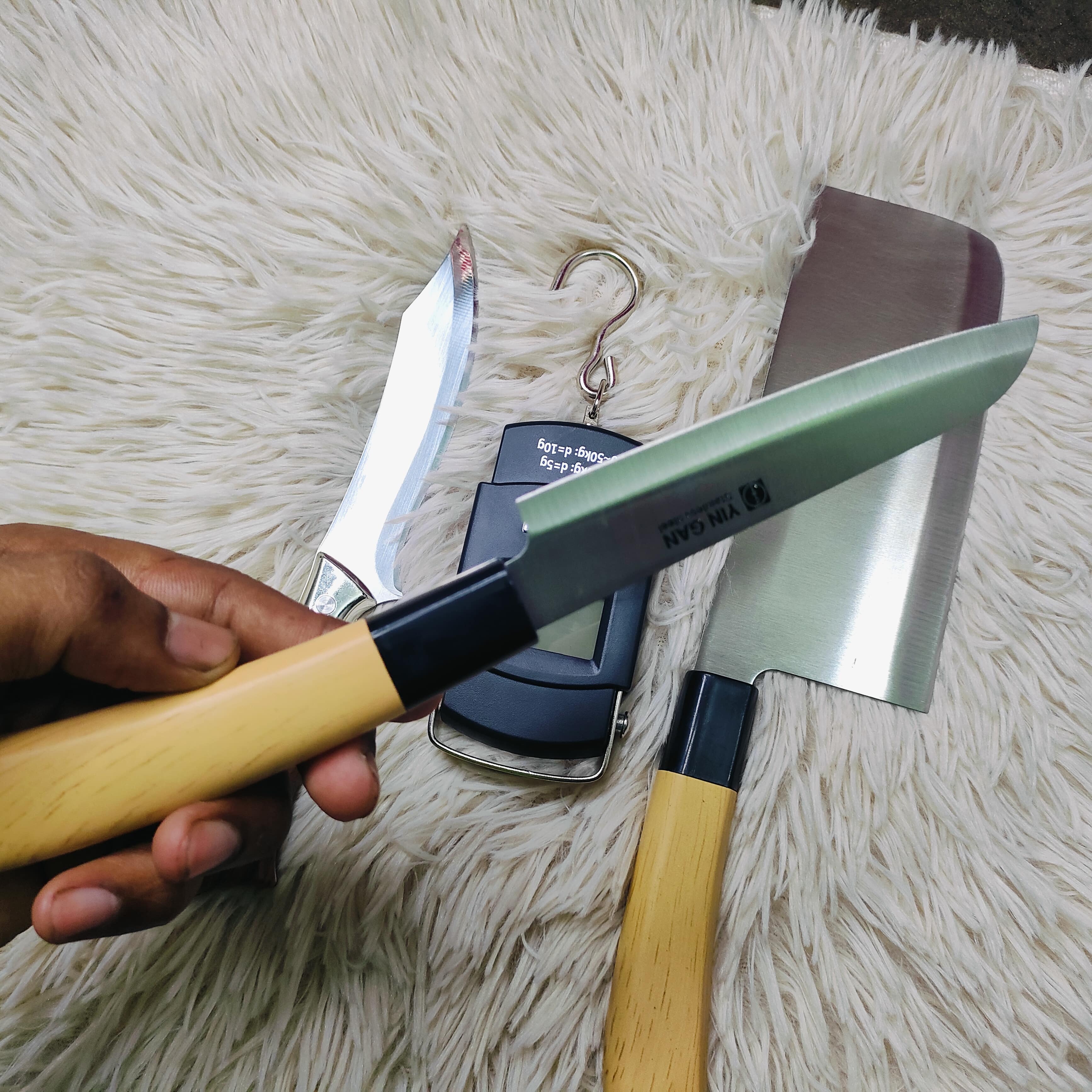 Portable Electronic Scale Digital Weight Machine 50kg with 2 pcs Knife and 1 pcs Chapati